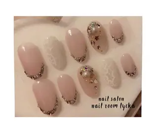 ネイル ﾈｲﾙﾙｰﾑﾘｯｶ 𝐦𝐚𝐲𝐮のネイルデザイン