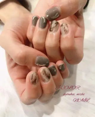 ネイル 成瀬 妃生路のヘアスタイル