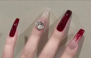 ネイル She’s Lunaのネイルデザイン