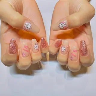 ネイル Rika🌼 シンプル•マグネットのネイルデザイン