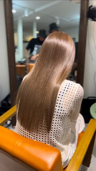 セミロング カラー 💖艶ハイトーン髪質 改善💖ケンシンのヘアスタイル