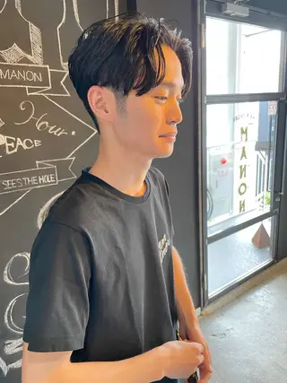 ショート メンズ 俵 知広のヘアスタイル