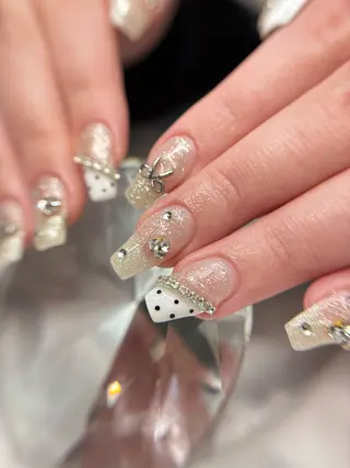 ネイル ハイビスカス ネイルサロンのネイルデザイン