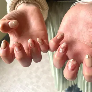 ショート カラー パーマ ヘアアレンジ メンズ キッズ ネイル マツエク・マツパ アイブロウ 今福鶴見ネイル 8(エイト)のネイルデザイン