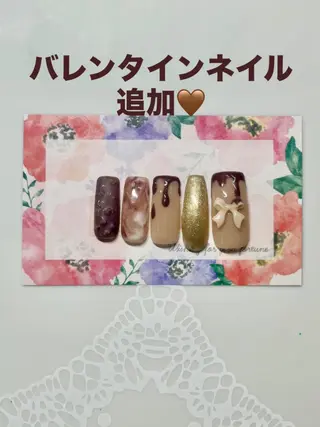 ネイル 新宿ネイルサロン ジェミディローサのネイルデザイン