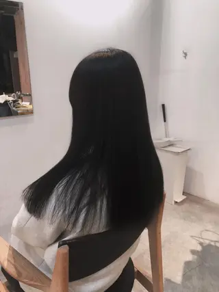 カラー 竹内 絢香のヘアスタイル