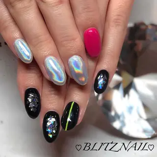 ネイル BLITZ Nail 岩田💅🏻✨のネイルデザイン