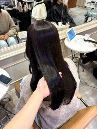 カラー 🇰🇷韓国レイヤー 多幸感メイク🤍のヘアスタイル