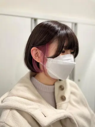 ミディアム カラー ハイトーン/レイヤー 似合わせ・ユキノのヘアスタイル