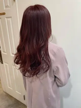 ロング カラー MIOベージュカラー 柔らかいカラーのヘアスタイル