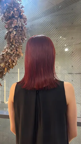 ミディアム レイヤー／ボブ KAHOのヘアスタイル