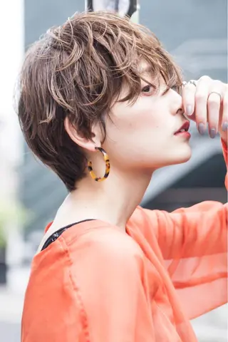 ショート カラー ヘアアレンジ ミニボブ/ブリーチ 🌈MISATOのヘアスタイル