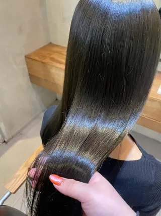 ロング カラー Hika.ハイトーン 髪質改善🩵ᩚ🫧のヘアスタイル