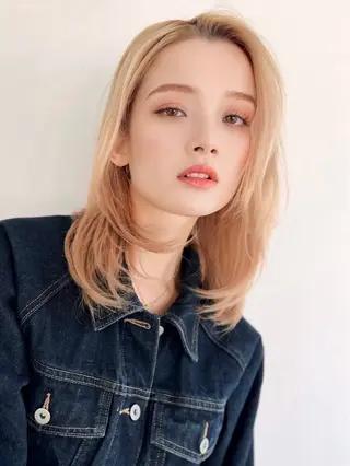 カラー 白井 音羽のヘアスタイル