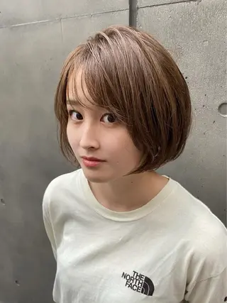 ショート カラー 上田 篤史のヘアスタイル