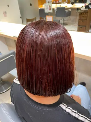 ショート カラー 菅沼 紀世/顔周りレイヤーのヘアスタイル