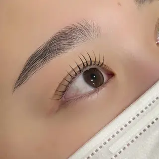 マツエク・マツパ 鎗田 真優の眉毛・アイブロウイメージ