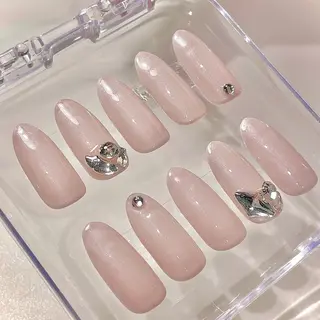 ネイル PRIVÉ 白金所属・PRIVÉ 白金🫧 ツヤ感ちゅるんネイルのネイルデザイン