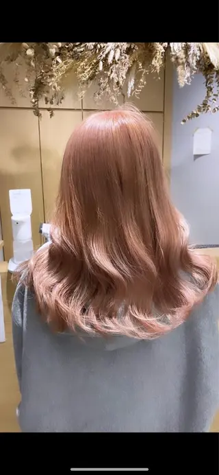 セミロング カラー ハイトーンヘア/ 島崎　タクミのヘアスタイル