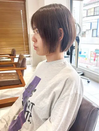 ショート カラー 齋藤 咲のヘアスタイル