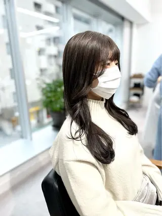 ミディアム カラー パーマ ヘアアレンジ メンズ キッズ ネイル マツエク・マツパ アイブロウ レイヤーカット 🌿透け感カラーのヘアスタイル