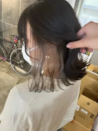 ミディアム カラー ヘアアレンジ キッズ ネイル マツエク・マツパ アイブロウ 透明感カラー🤎 ゆりのヘアスタイル