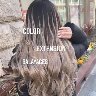 ロング カラー エクステ🩵ブリーチ 韓国ヘア🩵KAEのヘアスタイル
