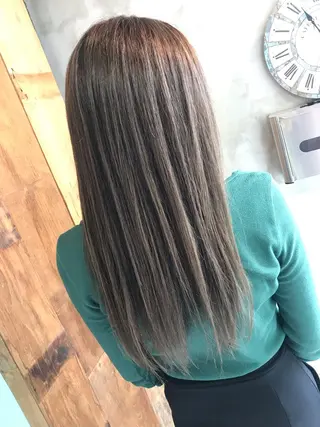 ロング カラー Rayt hair レイトヘアーのヘアスタイル