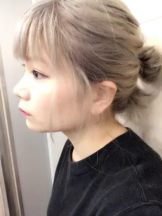 ロング カラー ヘアアレンジ 岩谷/ブリーチ 🪽透明感カラーのヘアスタイル