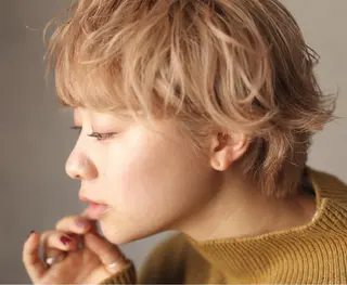 ショート カラー 森貴裕/ベージュ/ パーマ/オリーブのヘアスタイル