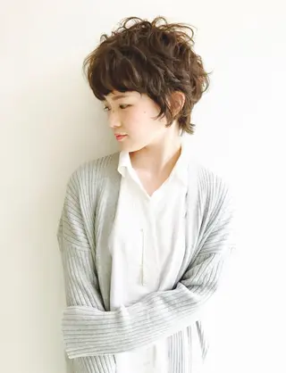 ショート カラー パーマ 岡本 智次のヘアスタイル