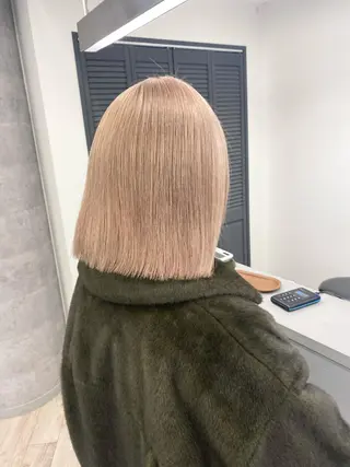 ショート カラー ハイトーン特化サロン 🍑momo🍑のヘアスタイル