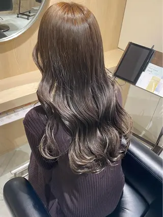 ロング カラー 荒谷 薫のヘアスタイル