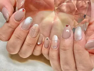 ネイル マツエク・マツパ アイブロウ Nail&eye Belire 新宿のネイルデザイン