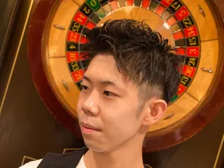 ショート パーマ メンズ 浅見 天翔のヘアスタイル