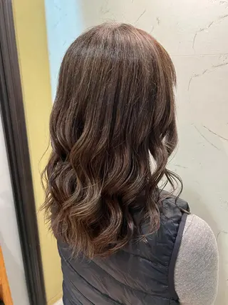 カラー 村尾 麗奈のヘアスタイル