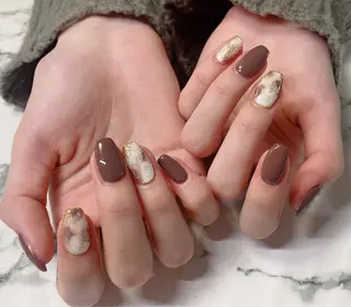 セミロング カラー ネイル Q Free nailsのネイルデザイン