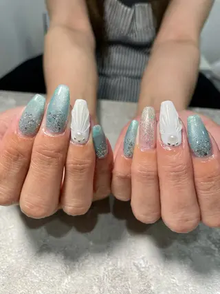 ネイル Raviliss ♡のネイルデザイン
