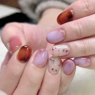 ミディアム hashimoto naoのマツエク・マツパデザイン