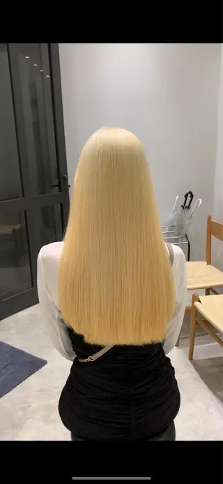 ロング カラー れい🫧 ハイトーン特化のヘアスタイル