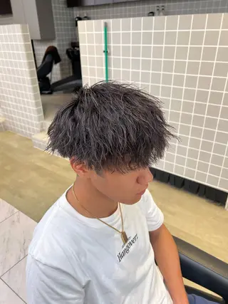 ショート カラー パーマ メンズ 💎韓国/ レイヤー カット/ 暖色🫧のヘアスタイル