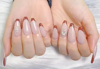 ネイル 佐藤 愛のネイルデザイン