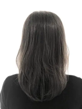 セミロング カラー 宮崎 睦のヘアスタイル