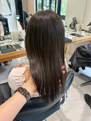 ロング あおい / 艶カラー🫧🩶のヘアスタイル