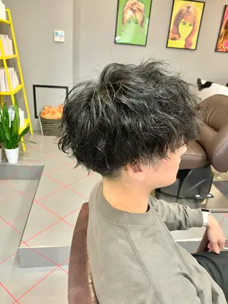 ショート パーマ メンズ 【扱いやすいパーマ】 眞鍋拓己のヘアスタイル