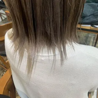 ショート カラー UMEDA FIGAROのヘアスタイル