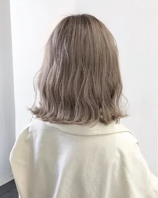セミロング カラー 【ブリーチカラー】 🌈ALIVE若山葵のヘアスタイル