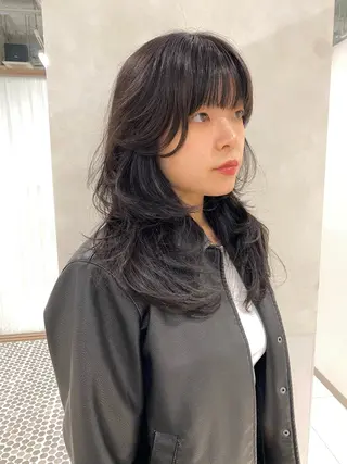 セミロング カラー 砂原 ひよりのヘアスタイル