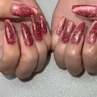 ネイル VIERU 🌈🎀💖のネイルデザイン