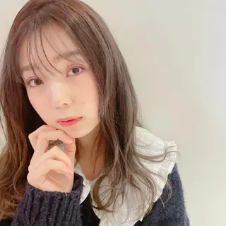 カラー すやま もえのヘアスタイル
